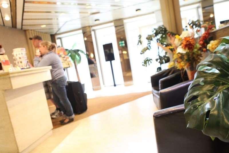 Sun Hotel Saint-Gilles Inreriör bild